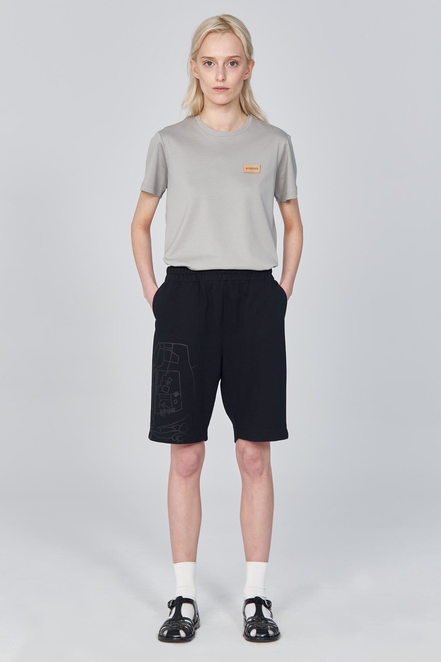 Acephala Ss21 Bermuda Shorts With Graphic Print Front Relaxed
